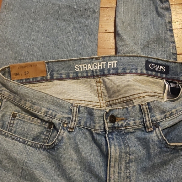 Chaps Straight Fit Men’s Jeans 34x32 Light Wash Classic Denim - Picture 3 of 3